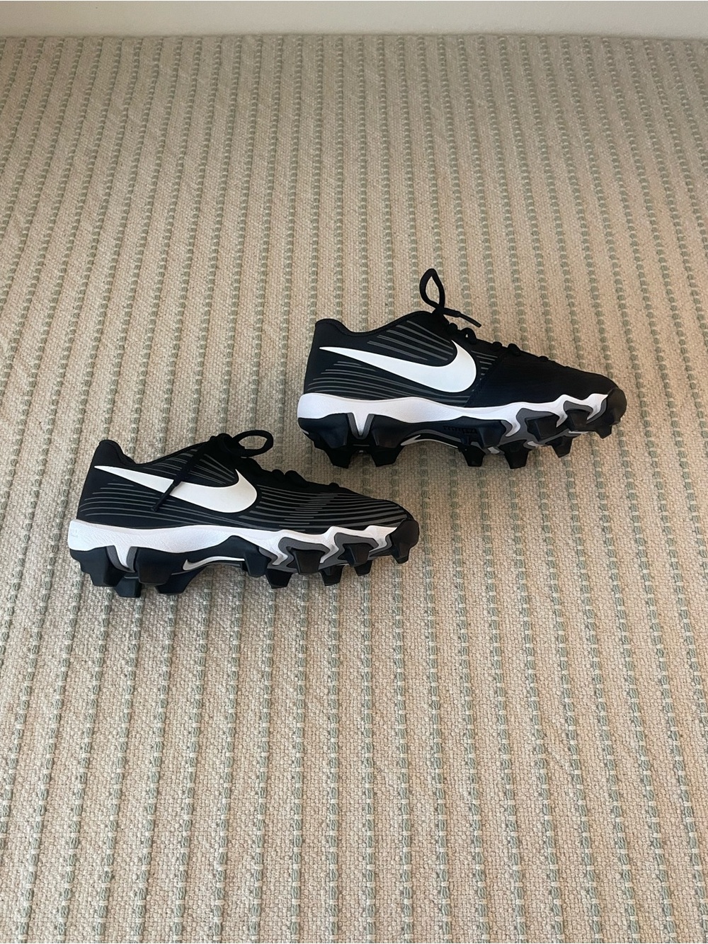Nike Kids Cleats - Size: 2Y - Fast Flex - Picture 2 of 5